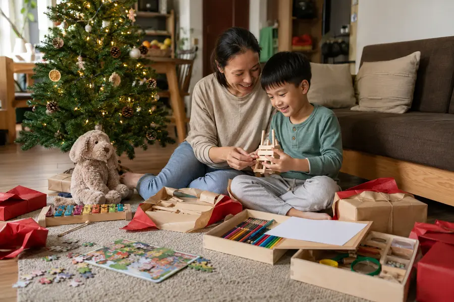 Gợi ý quà tặng giáng sinh ý nghĩa cho bé