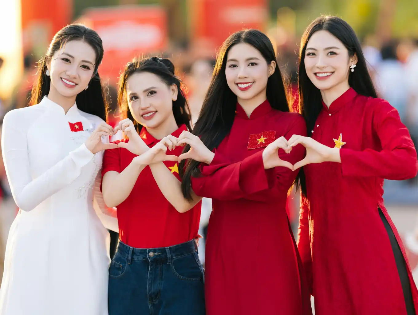 Chúc mừng ngày 20/10, ngày Phụ nữ Việt Nam